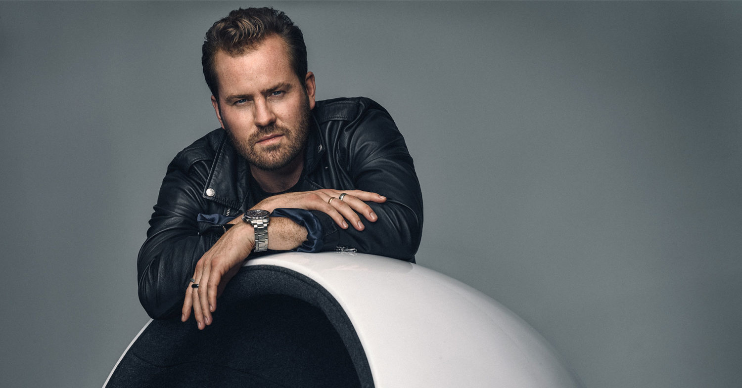 Bilde av artisten Knut Marius Djupvik