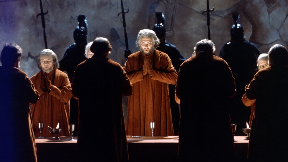 Opera på film. Tryllefløyten med regi av Ingmar Bergman